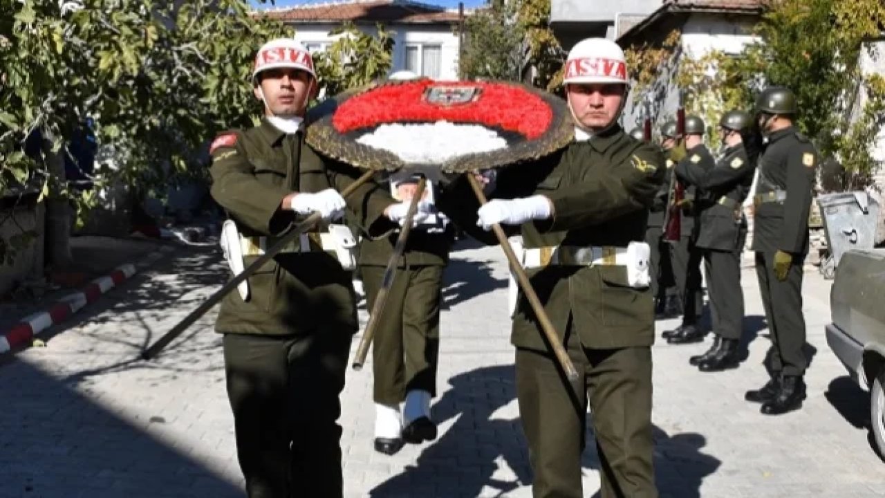 Kıbrıs Gazisi Çam, Manisa'da son askeri görevini tamamladı!