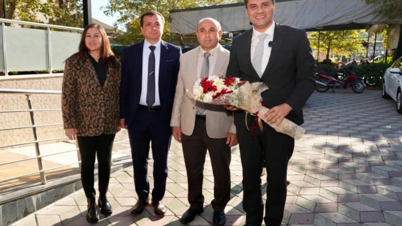 Manisa Büyükşehir Belediye Başkanı Mimar Ferdi Zeyrek Sarıgöl'e müjde verdi